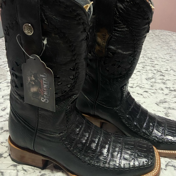 EXOTIC BOOTS!! - Picture 3 of 6